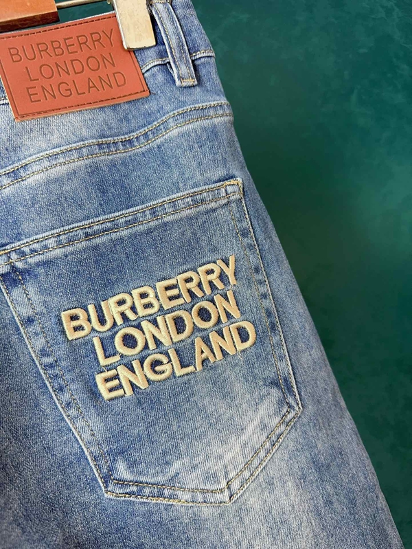 ブランドジーンズ角部分ディテール